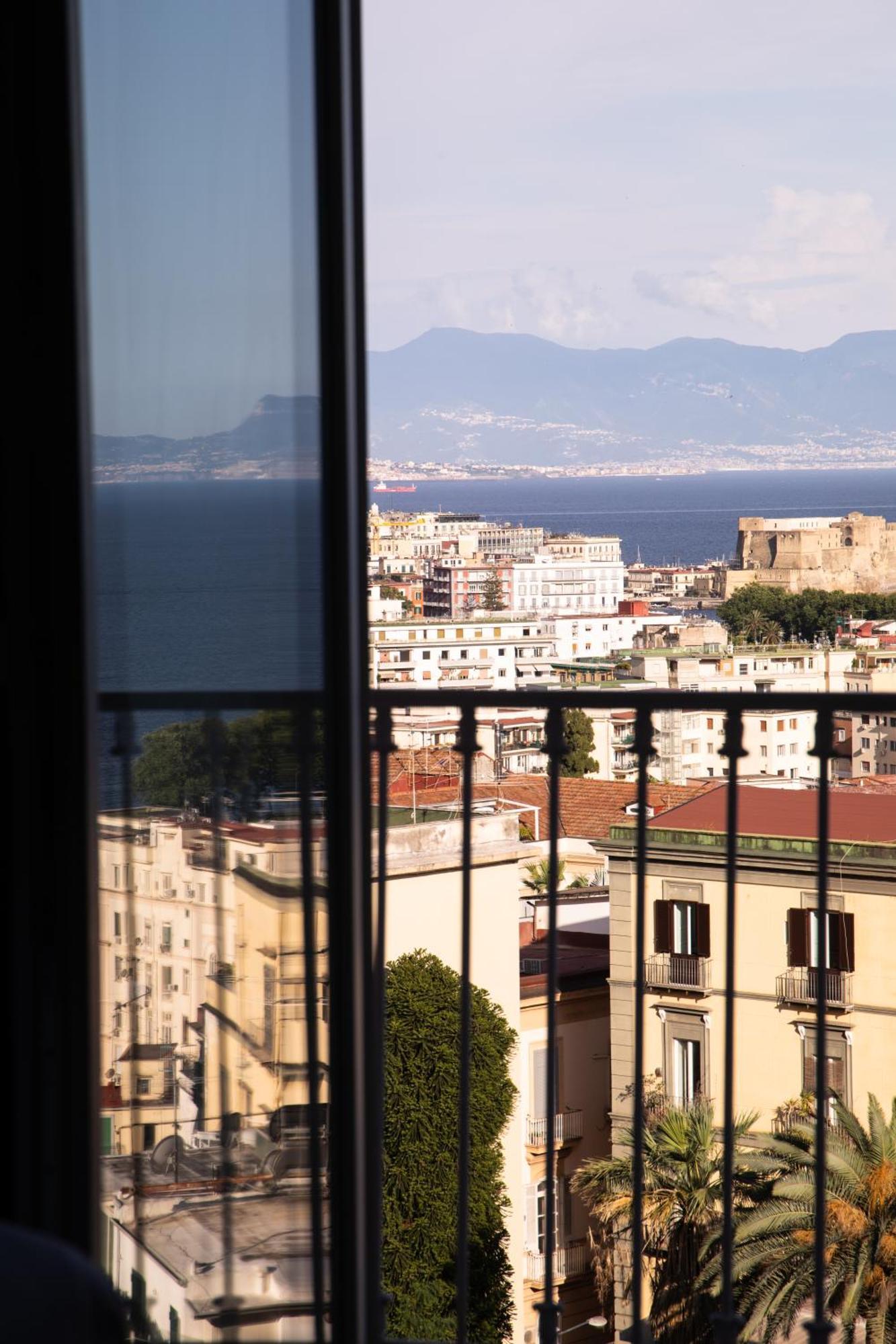 De Bonart Naples, Curio Collection By Hilton Hotell Eksteriør bilde